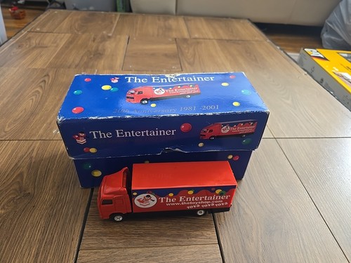 Corgi superhauler volvo box - superhauler,
