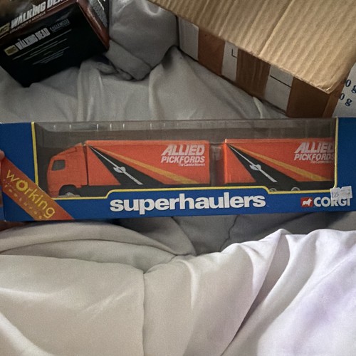 Corgi superhaulers allied - corgi, –
