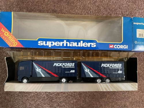 Corgi superhaulers scale - 1/64,